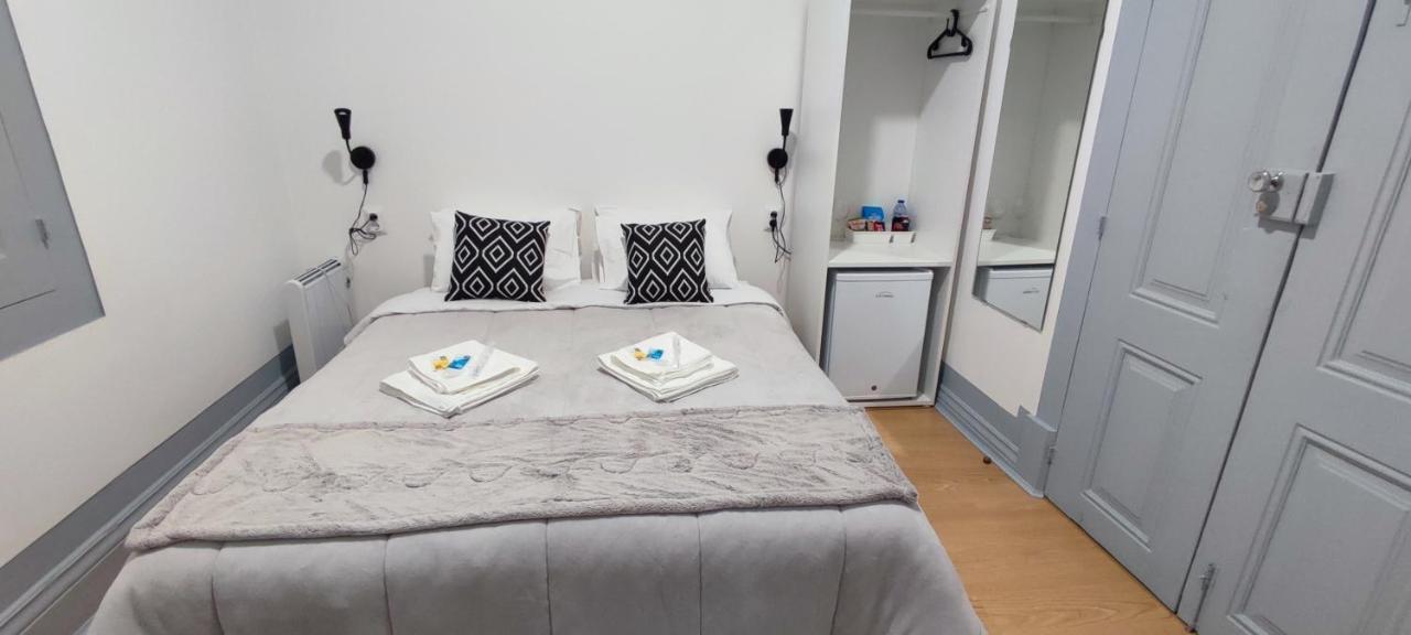 Vila Santa Cruz Guest House Braga Bagian luar foto