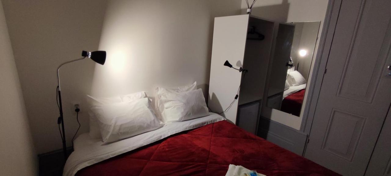 Vila Santa Cruz Guest House Braga Bagian luar foto